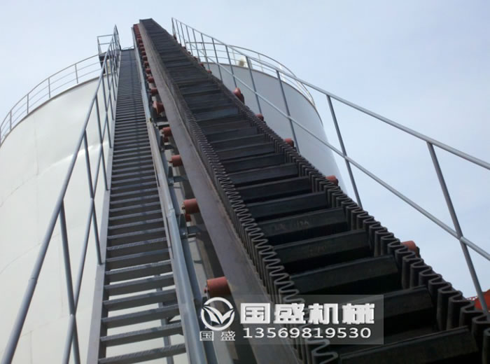 大傾角皮帶機型號 大傾角皮帶機型號